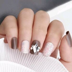 3D Rhinestone & Glitter Press On Nails